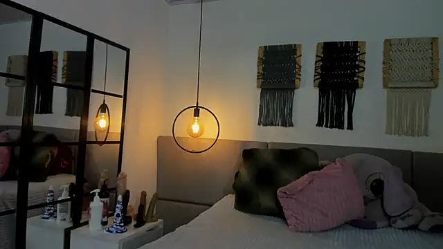 Sweet camille online show from March 14, 2026, 2:28 am