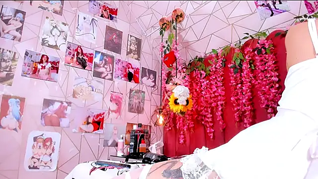 Snapshot of Alicebenett chatting on March 14, 2025, 3:25 pm Alicebenett online show from March 14, 2025, 3:25 pm