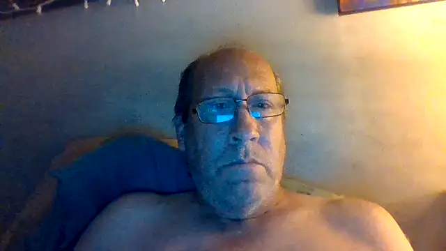 hornyrich69 online show from April 16, 2026, 5:52 am