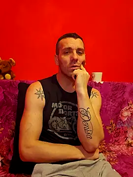 Aian09 online show from February 4, 2025, 10:55 pm