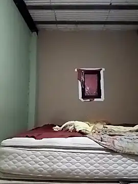 Michellluxo online show from February 14, 2026, 12:49 pm