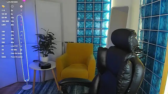 Snapshot of Mia_Cheers chatting on February 9, 2025, 1:46 pm Mia Cheers online show from February 9, 2025, 1:46 pm