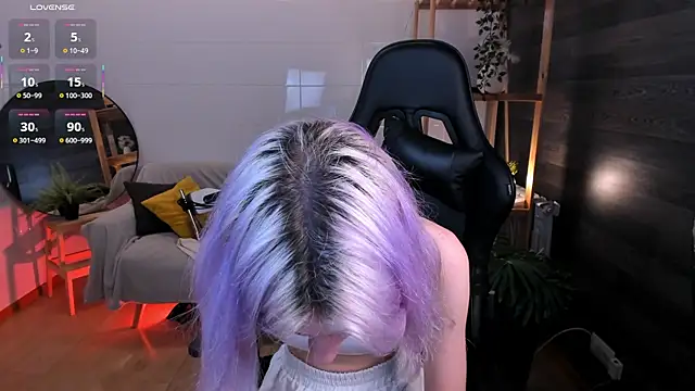 Snapshot of Mia_Cheers chatting on October 5, 2025, 1:57 pm Mia Cheers online show from October 5, 2025, 1:57 pm