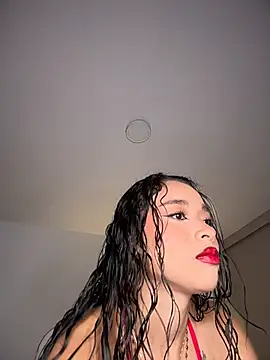 Hips hannah online show from December 19, 2025, 10:45 pm