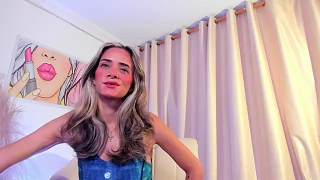 SkiinnyAna online show from February 13, 2026, 7:36 pm