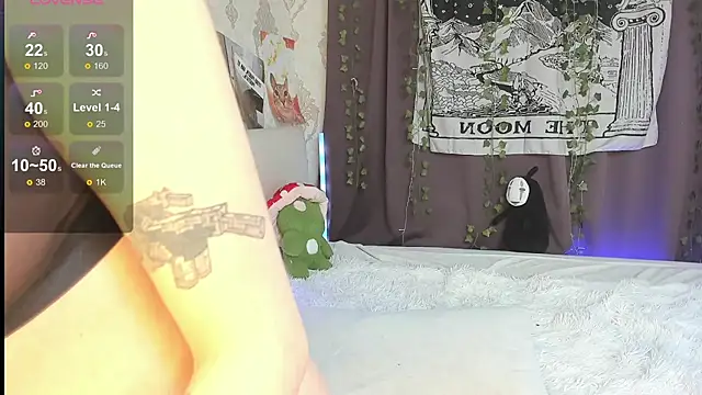 SophiaRyder online show from November 13, 2025, 3:21 am