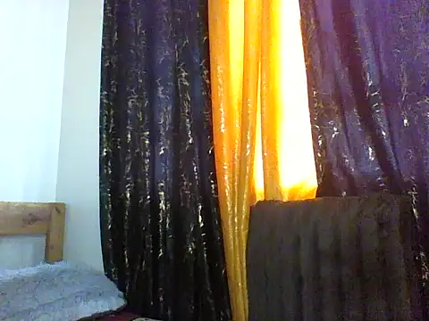 Snapshot of Sexxy_pretty24 chatting on February 17, 2026, 8:22 am Sexxy pretty24 online show from February 17, 2026, 8:22 am