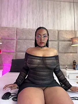 Esmeralda Duarte online show from February 7, 2026, 4:09 am