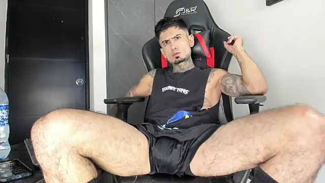 sergiio mesa27 online show from March 25, 2026, 6:35 am