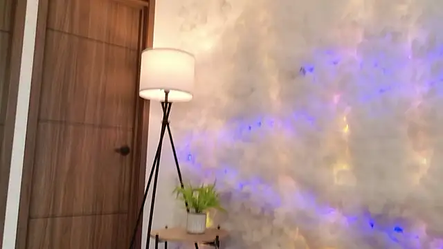 Hot Couple666 online show from March 9, 2026, 6:00 pm