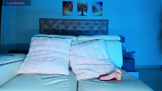 Snapshot of Lissalittlee chatting on February 19, 2026, 7:55 pm Lissalittlee online show from February 19, 2026, 7:55 pm