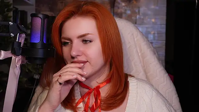 Chriss Fox online show from February 12, 2025, 6:30 pm