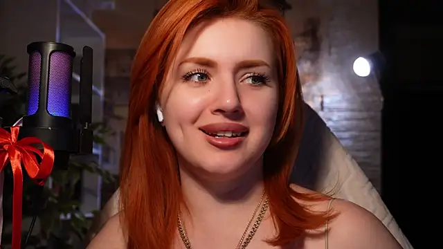 Chriss Fox online show from February 21, 2025, 6:26 pm