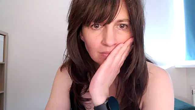 Ella Next Door online show from March 3, 2026, 3:19 pm