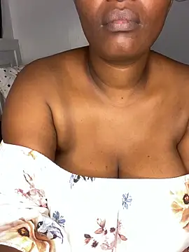 Naughty-sonia2 online show from May 20, 2026, 7:22 pm