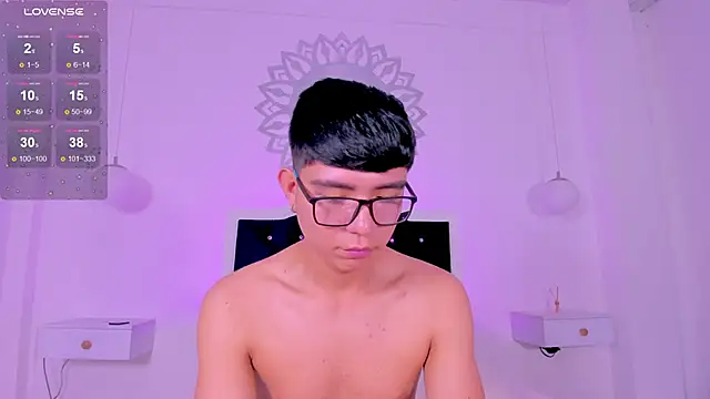 CodyTwink online show from December 14, 2025, 11:43 pm