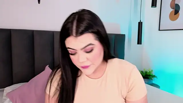 Harmonybabe  online show from March 19, 2026, 7:58 pm