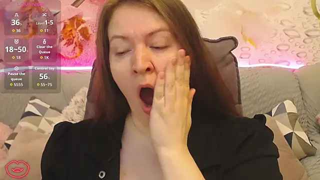 Nataly cute online show from July 19, 2026, 6:59 pm