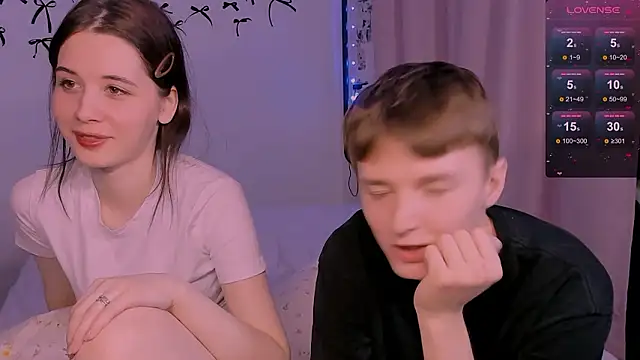 CoddleWeeper  online show from March 17, 2026, 3:04 pm