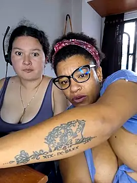 Snapshot of Selket11 chatting on March 9, 2025, 5:39 pm Selket11 online show from March 9, 2025, 5:39 pm