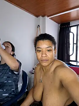 Snapshot of Selket11 chatting on March 12, 2025, 4:46 pm Selket11 online show from March 12, 2025, 4:46 pm