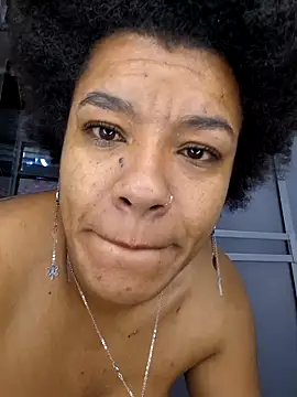 Snapshot of Selket11 chatting on March 4, 2025, 12:12 pm Selket11 online show from March 4, 2025, 12:12 pm