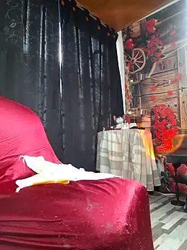 Snapshot of Selket11 chatting on February 26, 2025, 3:32 pm Selket11 online show from February 26, 2025, 3:32 pm