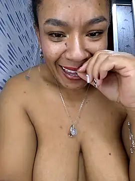 Snapshot of Selket11 chatting on February 23, 2025, 3:18 pm Selket11 online show from February 23, 2025, 3:18 pm