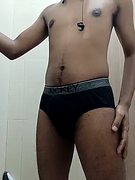 JerryJerome01 online show from September 23, 2025, 9:55 pm