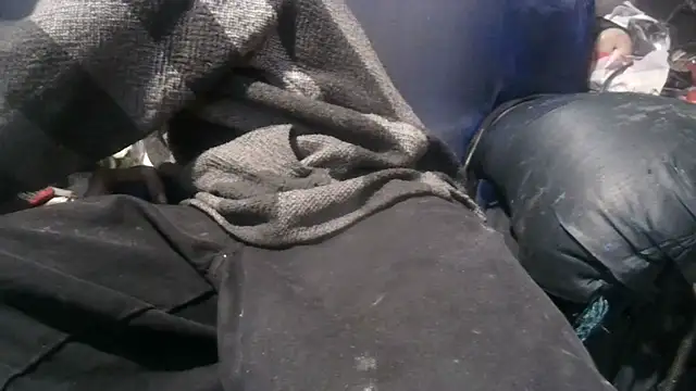 Snapshot of robeaulieu02 chatting on February 14, 2025, 10:17 am robeaulieu02 online show from February 14, 2025, 10:17 am