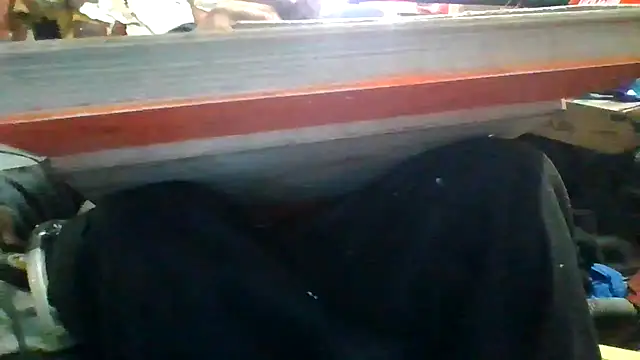 robeaulieu02 online show from December 14, 2025, 8:14 pm