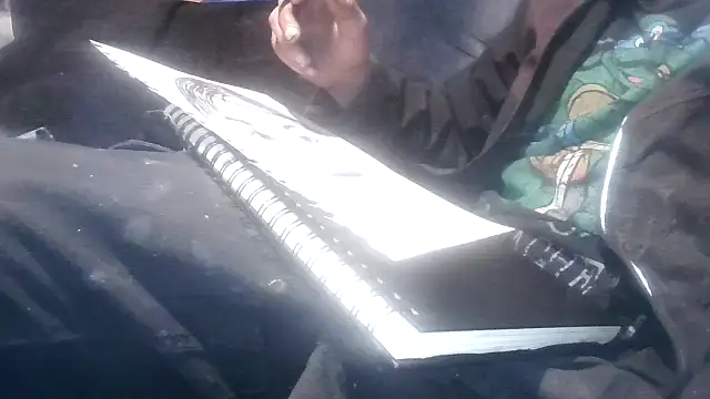 Snapshot of robeaulieu02 chatting on February 25, 2025, 6:14 am robeaulieu02 online show from February 25, 2025, 6:14 am