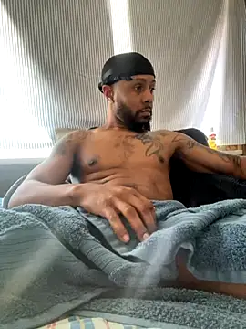 MackP55Y online show from November 23, 2025, 6:07 pm