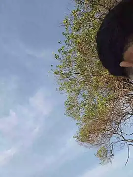 Boypolla11 online show from April 4, 2026, 9:32 pm