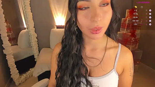 amber curly online show from January 5, 2025, 5:51 pm