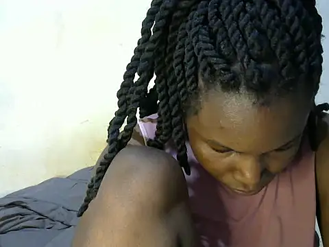 Fine baby0001 online show from October 28, 2025, 5:18 am