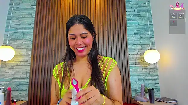 alannavidal online show from November 26, 2025, 3:28 am