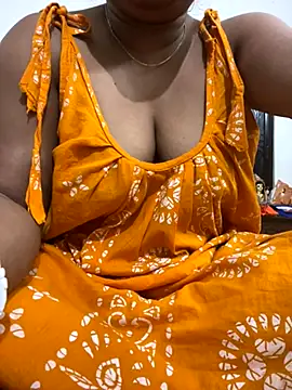 Nancy-22 online show from November 29, 2025, 1:33 pm