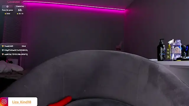 juicy-pussy online show from July 7, 2026, 7:23 am