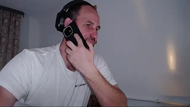 Snapshot of Popadosik_Mod chatting on February 19, 2026, 2:58 pm Popadosik Mod online show from February 19, 2026, 2:58 pm