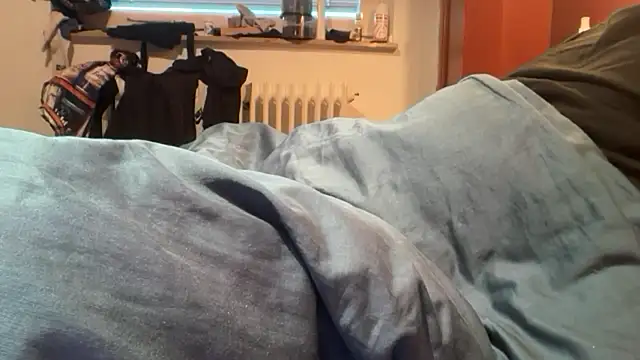 Geilerjung69 online show from April 29, 2026, 4:38 am