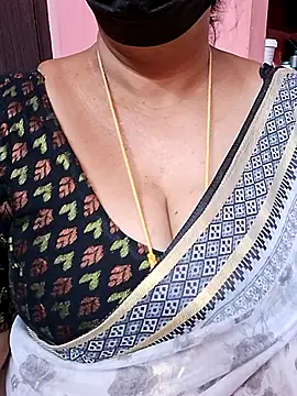 Snapshot of ananya956 chatting on October 5, 2025, 5:09 am ananya956 online show from October 5, 2025, 5:09 am
