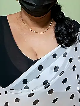 Snapshot of ananya956 chatting on March 19, 2025, 6:35 am ananya956 online show from March 19, 2025, 6:35 am