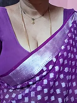 ananya956 online show from April 3, 2026, 1:50 pm