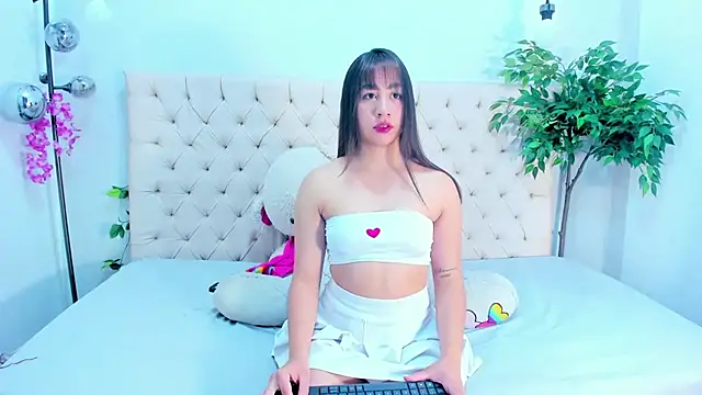 Victoria Coleman online show from November 29, 2025, 3:23 pm