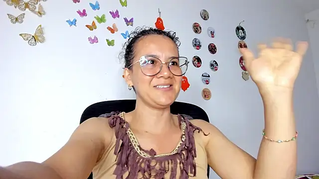 Snapshot of audrey_lawrence chatting on October 21, 2025, 9:14 pm audrey lawrence online show from October 21, 2025, 9:14 pm