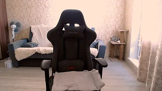 Snapshot of PDiddy_ chatting on February 7, 2025, 9:58 am PDiddy  online show from February 7, 2025, 9:58 am