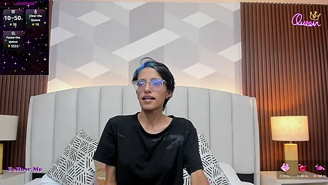 Snapshot of Marge_lasander chatting on February 13, 2026, 1:27 am Marge lasander online show from February 13, 2026, 1:27 am