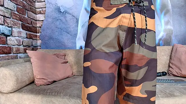 Ethan Fox11 online show from March 20, 2026, 12:00 am