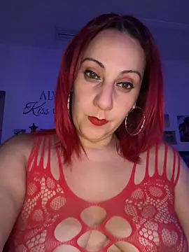 Snapshot of DeeLight124 chatting on October 5, 2025, 4:14 am DeeLight124 online show from October 5, 2025, 4:14 am